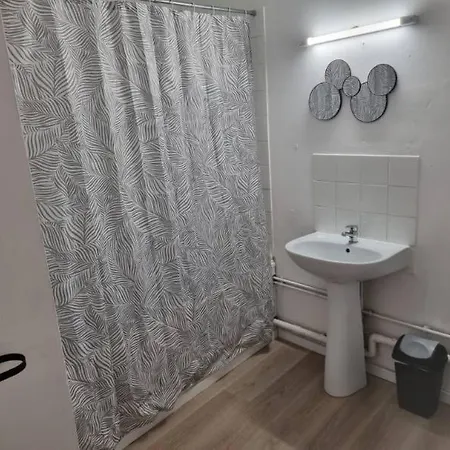 Appart'Hotel Solesmes Apartamento Solesmes (Nord)